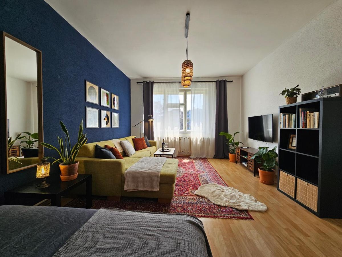Stone Square Apartment 브라티슬라바 외부 사진