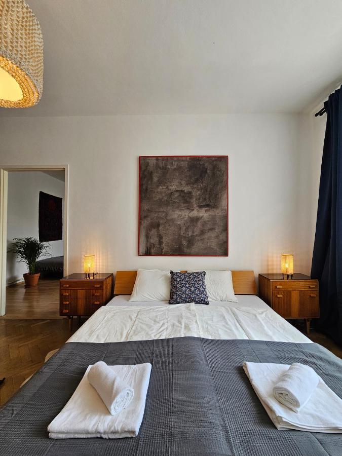 Stone Square Apartment 브라티슬라바 외부 사진