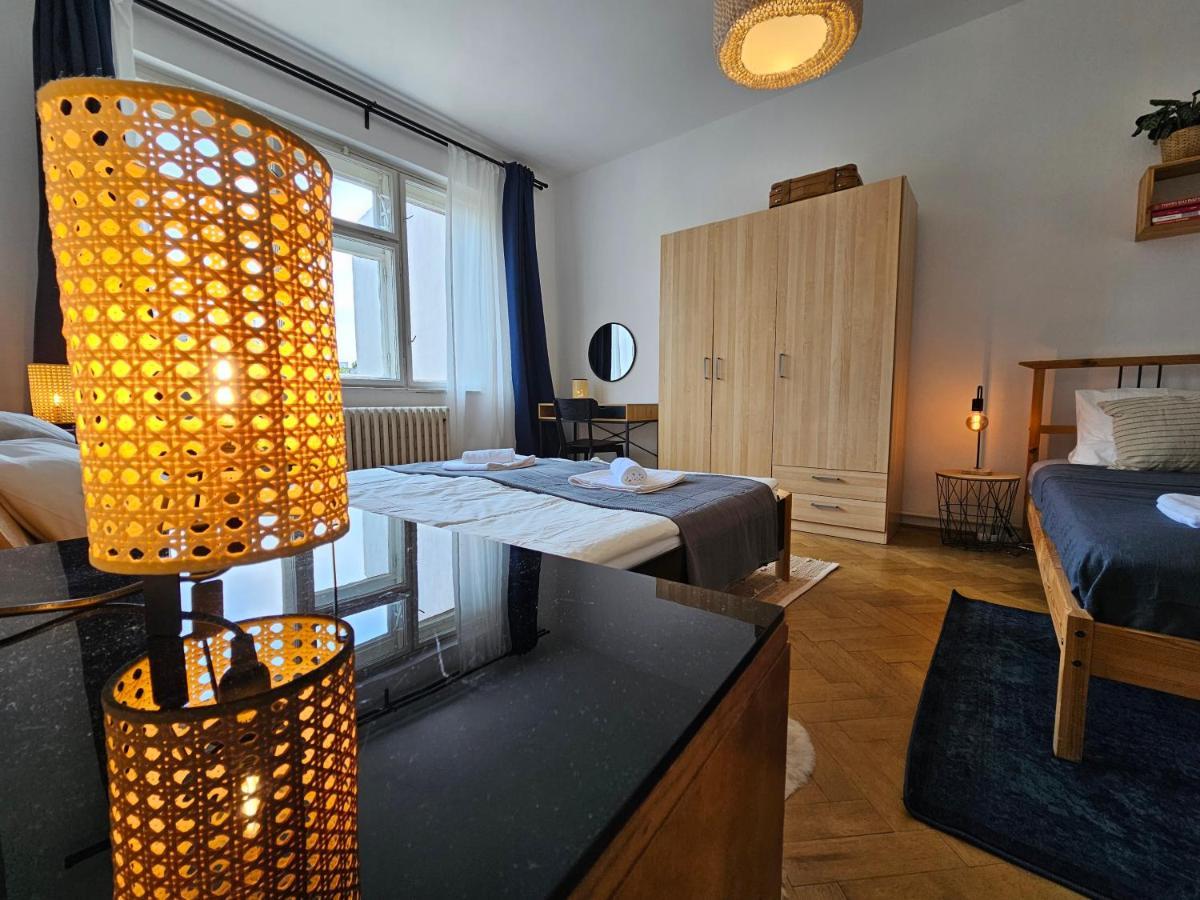 Stone Square Apartment 브라티슬라바 외부 사진