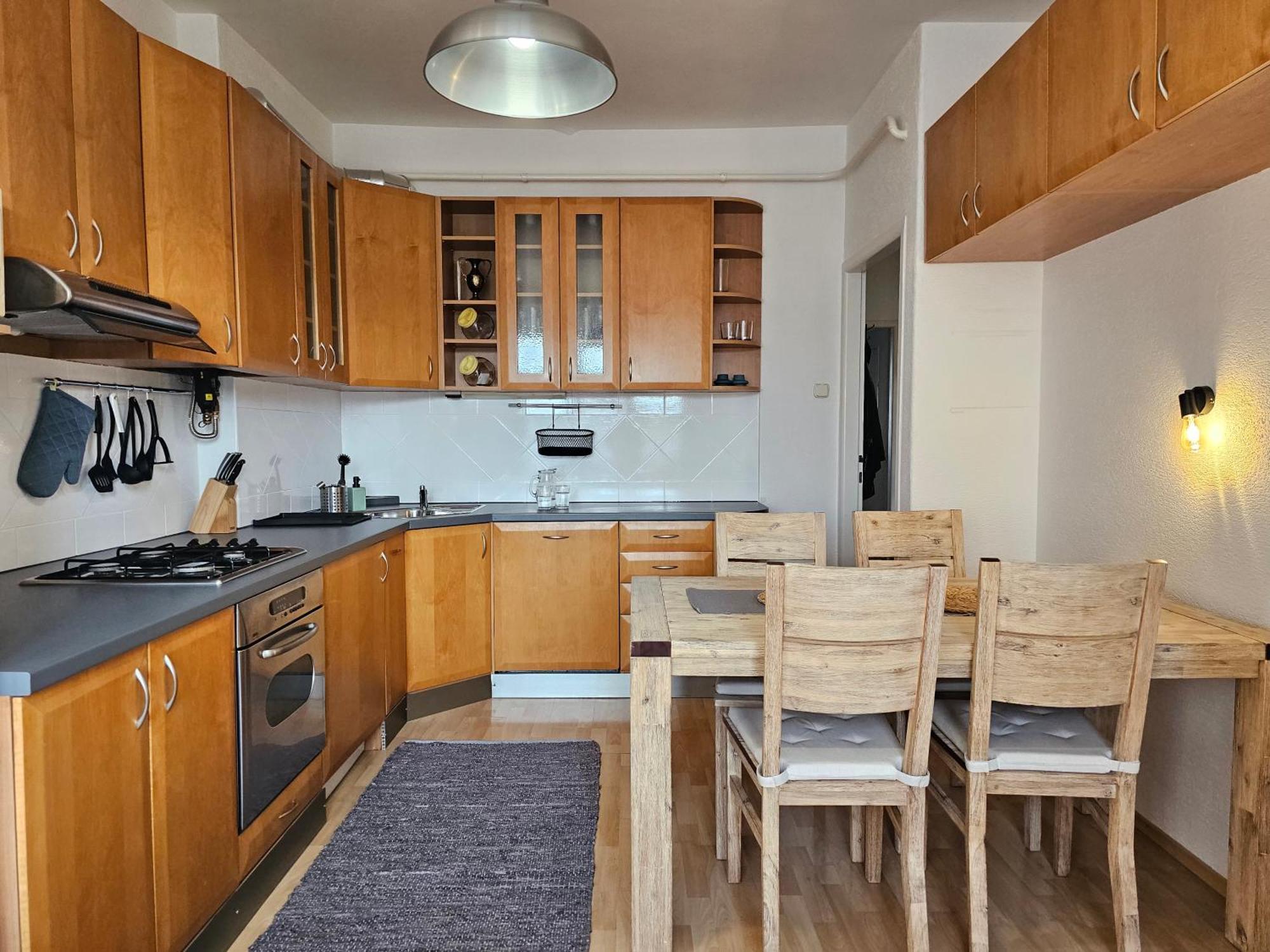 Stone Square Apartment 브라티슬라바 외부 사진